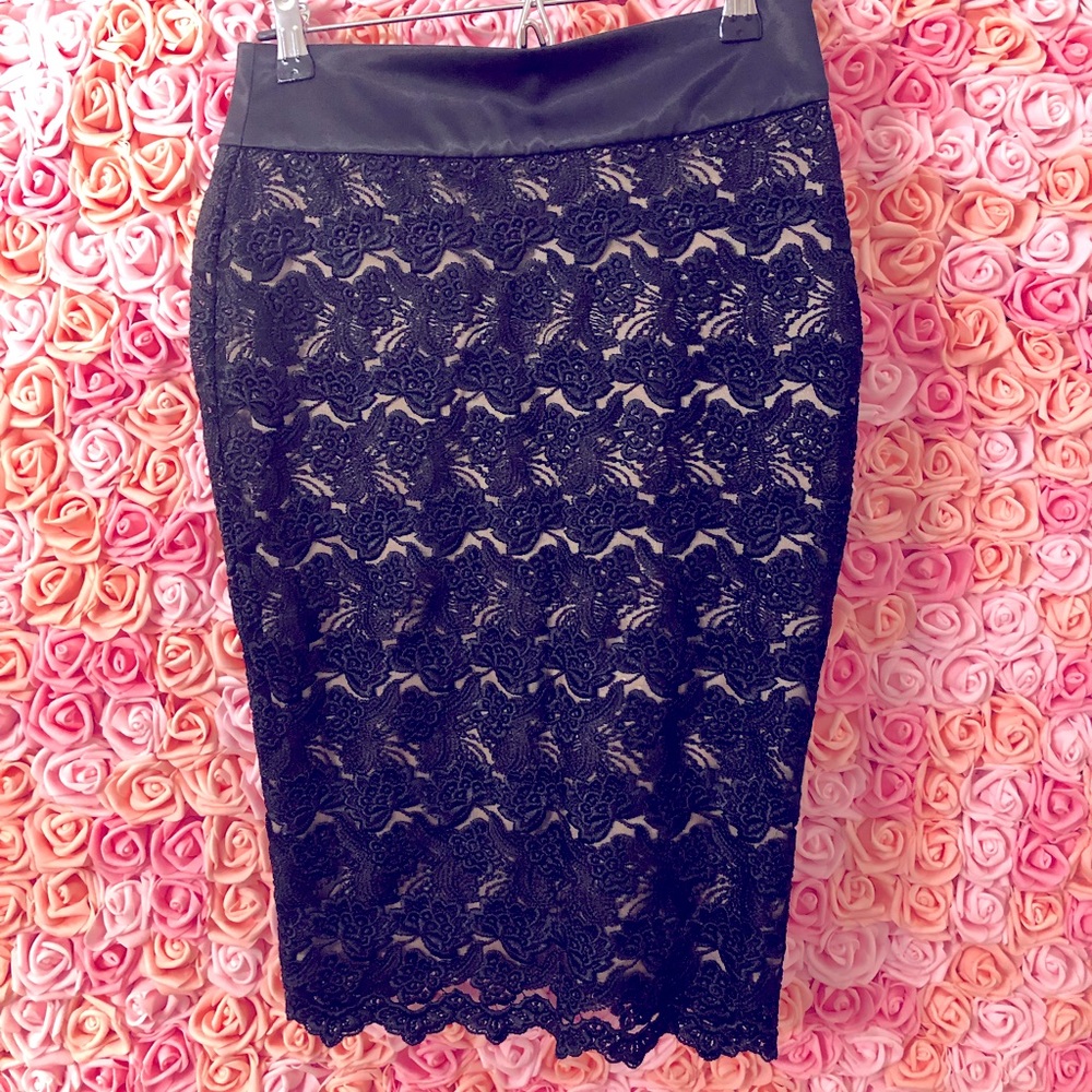 Lace panicle skirt